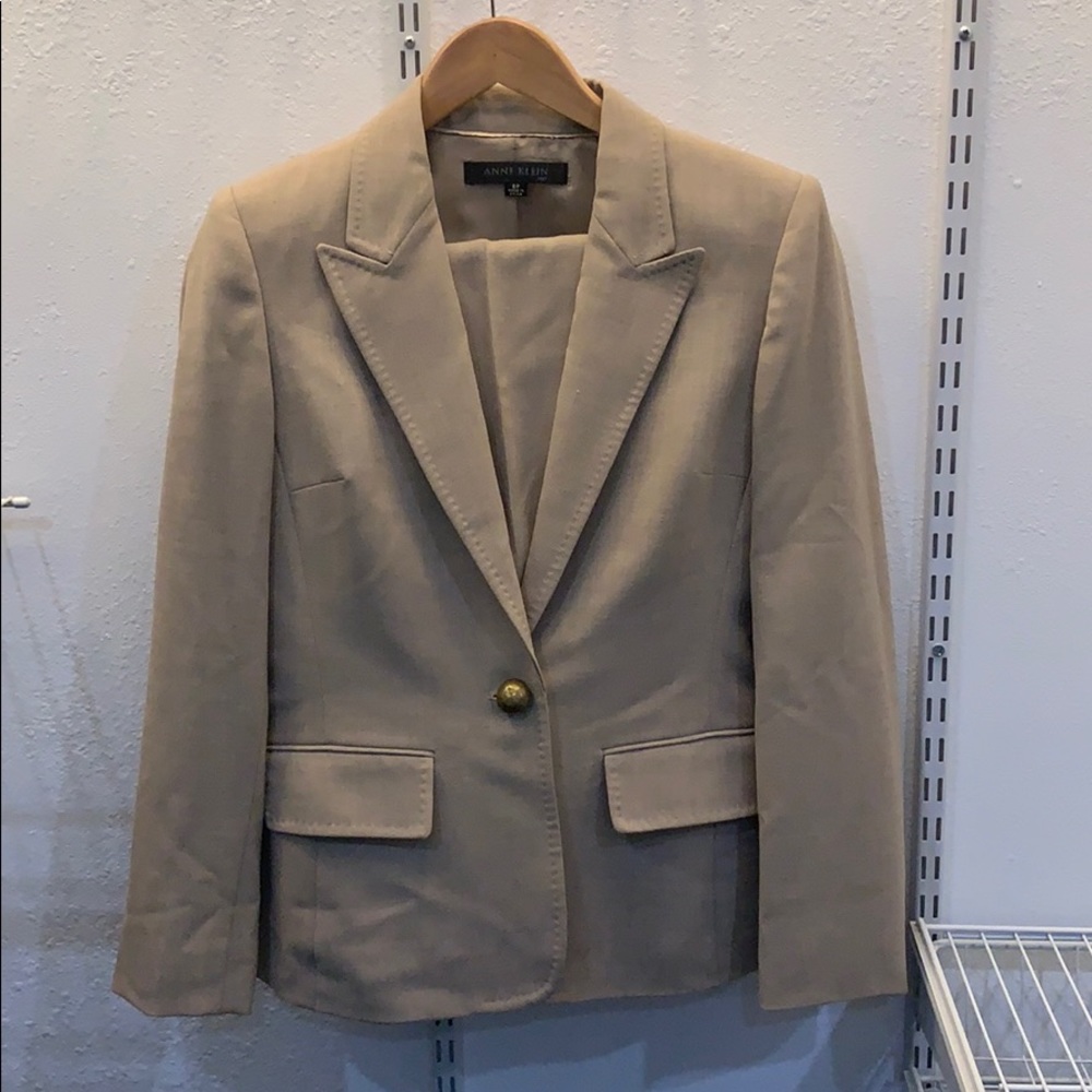 Suit pants and coat